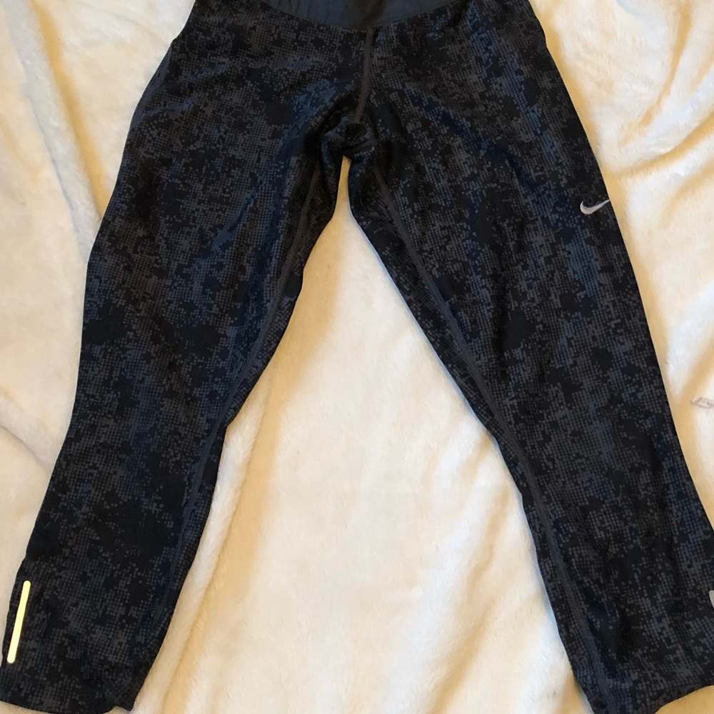 Ankle-length Nile running leggings
